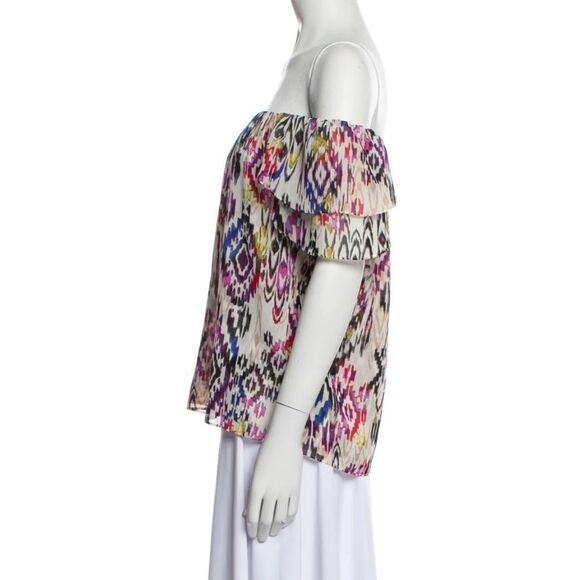 LIKE NEW!  MISA colorful Aztec print off the shoulder blouse. Sz. M - Picture 2 of 9